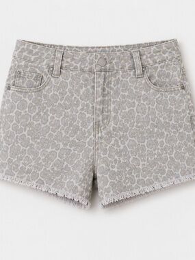 Women’s Light Gray Leopard-Print Denim Shorts